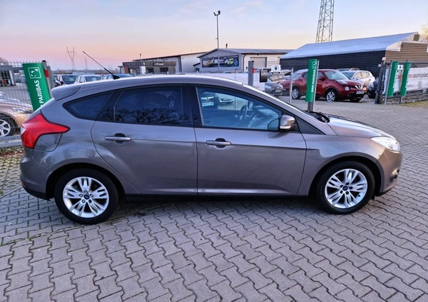 Ford Focus cena 25700 przebieg: 212000, rok produkcji 2012 z Buk małe 562